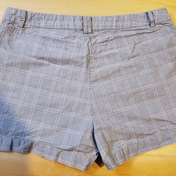 Calvin Klein shorts - Picture 2 of 5